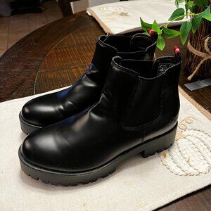 Black Chelsea Boots